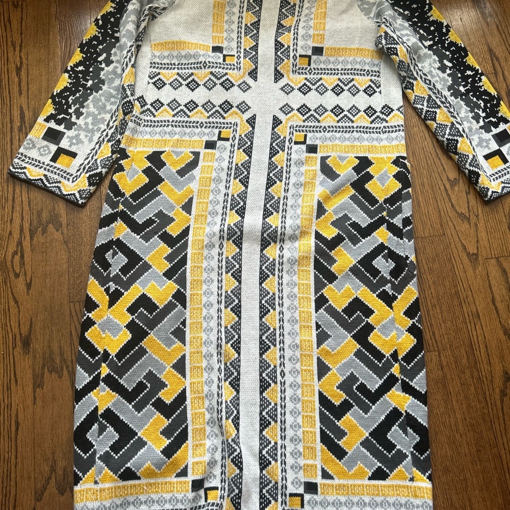 Geometric Patterned Long Cardigan - Picture 3 of 4
